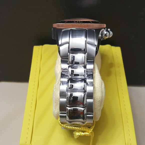 Big sale,NEW!INVICTA Swiss watch.FIRM PRICE